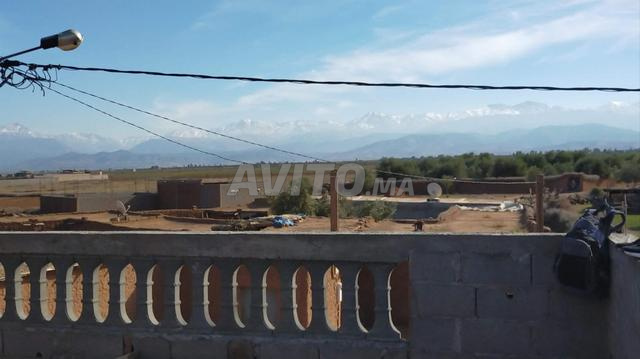 دار للبيع تطل على جبال الأطلس بمساحة 125 متر مربع بمراكش