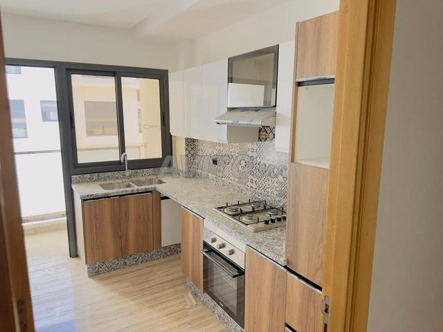 Appartement à louer 98 m² à Bouskoura - 2
