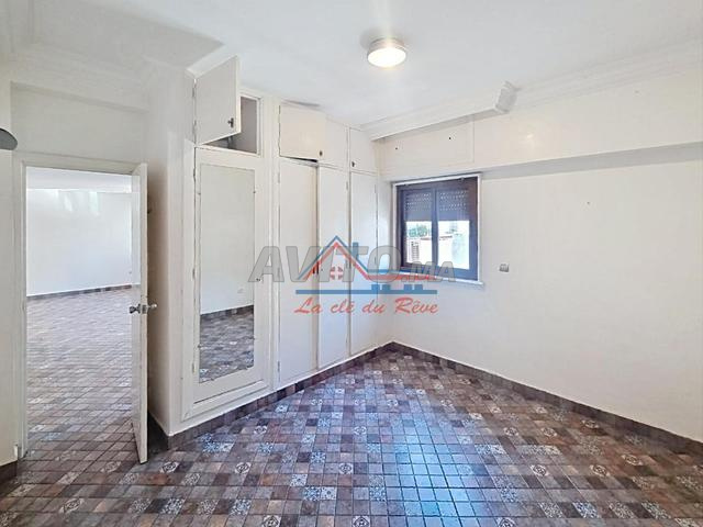 Appart 112m à Hay Fath, Proche École Américaine