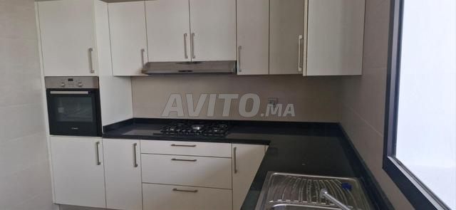 Appartement à louer 170 m² à Rabat - 2