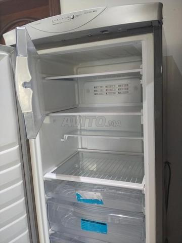 مجمد – يعمل كثلاجة