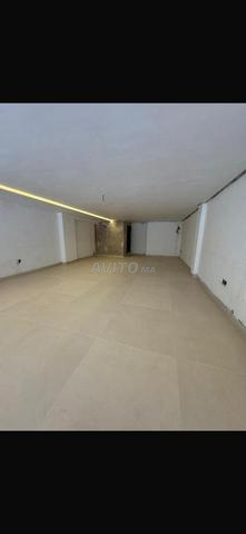 محل في شارع سباق الخيل - 2