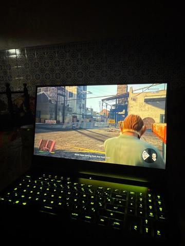 أسوس روغ سكار جي 17 - 2