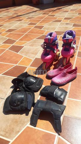 Roulettes et protège-genoux pour fille de 7 ans