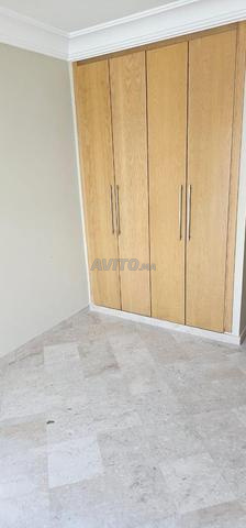 Appartement à louer sur abdelmoumen - image 4