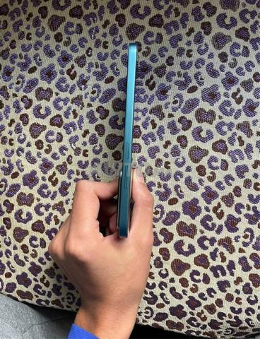 Honor 200 (256G - 8G RAM) - 2