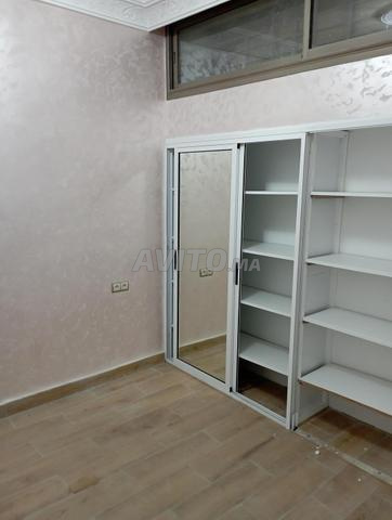 Appartement de luxe à louer dans une villa à Al Mountazah près d'Ataqadou