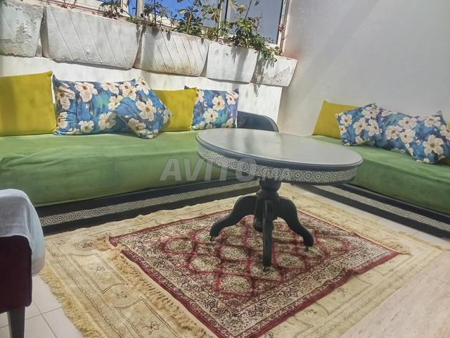 Salon vert avec bois noir de qualité - 2