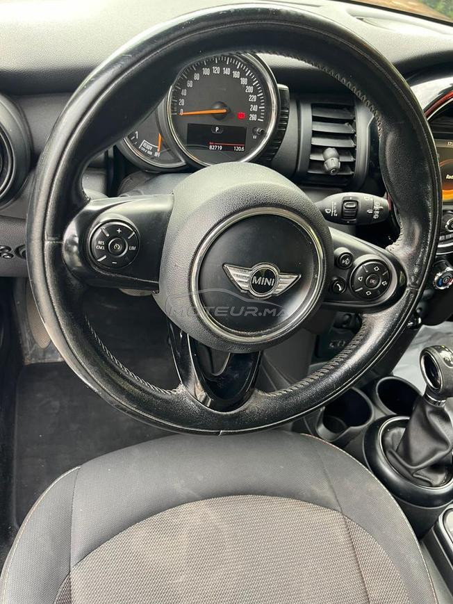 Mini a vendre en très bon état 