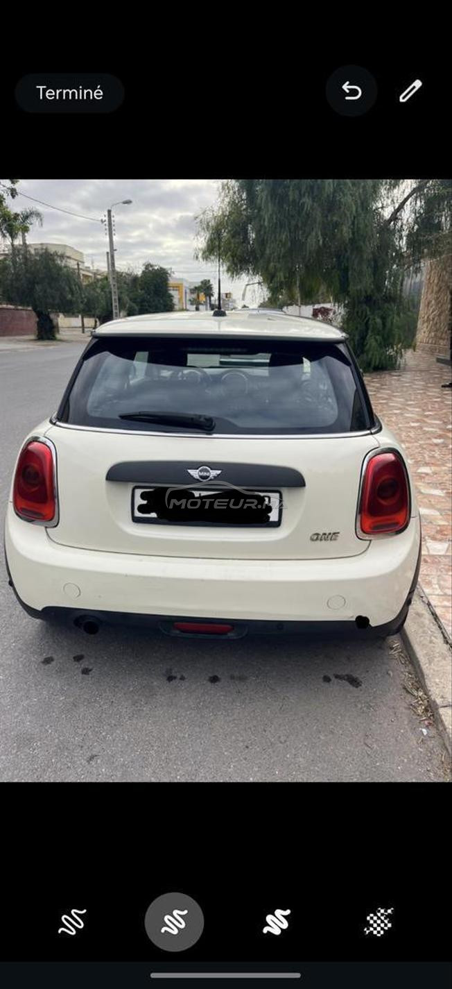 Mini a vendre en très bon état 