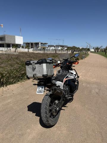 كي تي ام 790 أدفنتشر