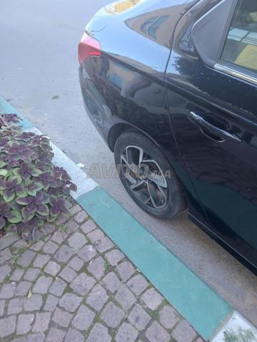 سيتروين سي-إليزيه ديزل يدوية 2017 في القنيطرة - 2