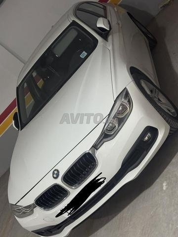 BMW Série 3 Diesel Automatique 2018 à Casablanca - 2