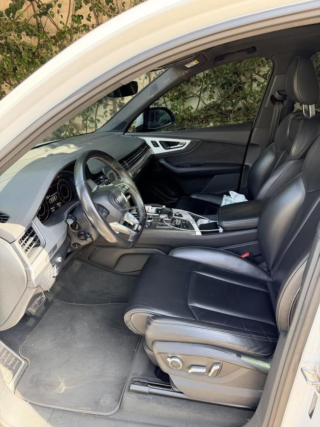 Audi Q7 Diesel Automatique 2023 à Casablanca