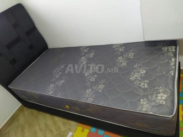 Chambre à coucher avec matelas médical - 2