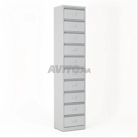 خزانة معدنية ذات رفرف، تصنيع محلي - 2