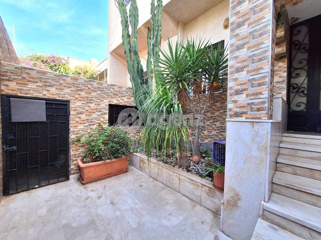 CMN-AL-1001 - فيلا للبيع في 2 مارس - 2