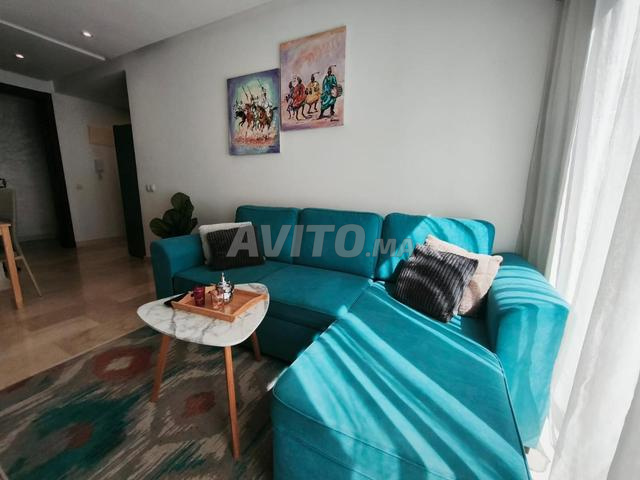 استوديو راقٍ بورغون - موقف مرخص - 2