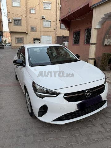 Opel Corsa Essence Neuve - 2
