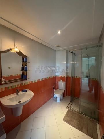 شقة جميلة مفروشة بمساحة 74 متر مربع للإيجار - 2