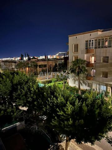 شقة للإيجار 100 متر مربع بأكادير - 2