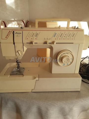 Machine à coudre - 2