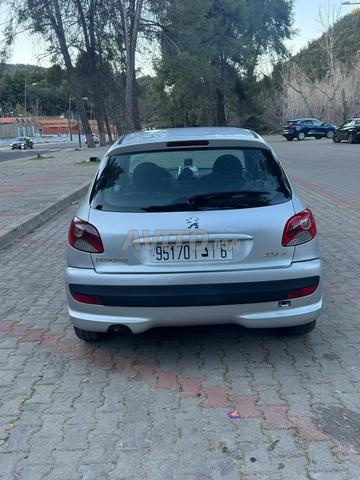 بيجو 206 موديل 2012 بنزين