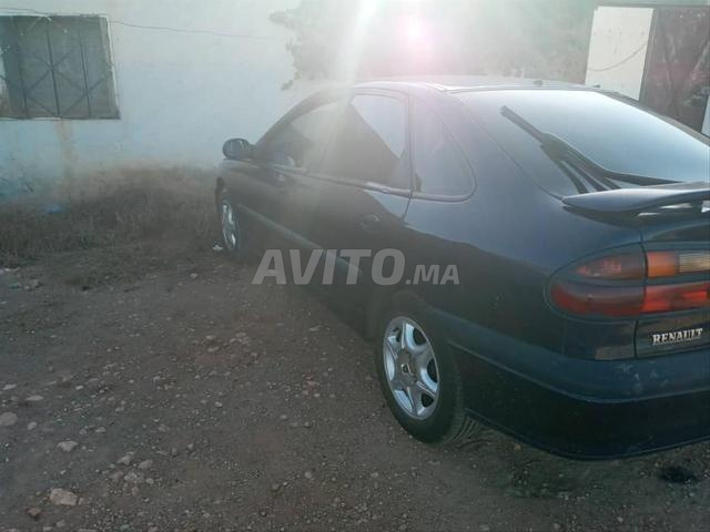 رينو لاغونا ديزل يدوية 2001 في وجدة