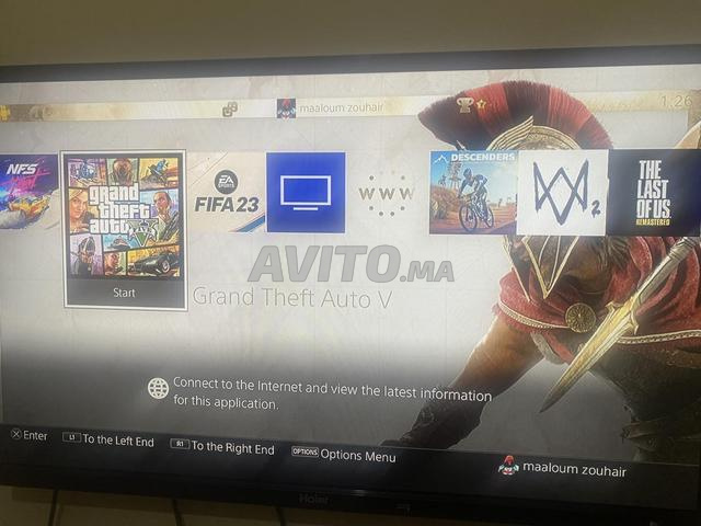 Play 4 slim avec deux manettes et plusieurs jeux - 2