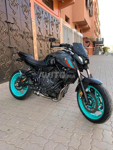 Grande moto Yamaha - 2