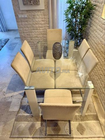 Salle à manger avec 6 chaises - 2