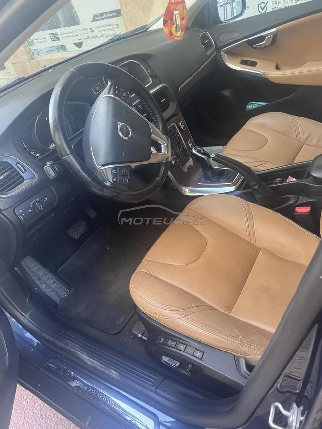 Volvo V40 Diesel Automatique 2019 à Casablanca
