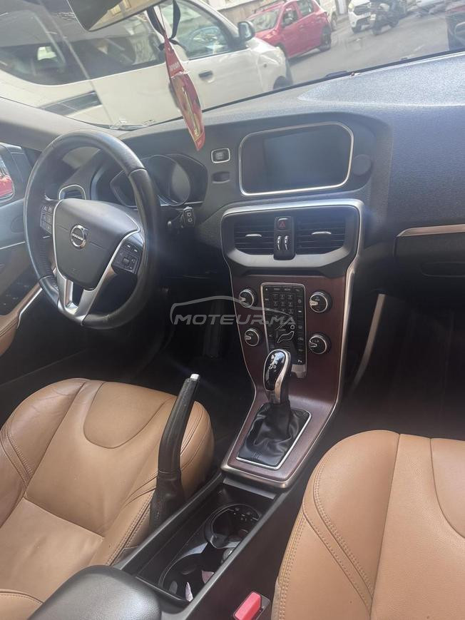 Volvo V40 Diesel Automatique 2019 à Casablanca
