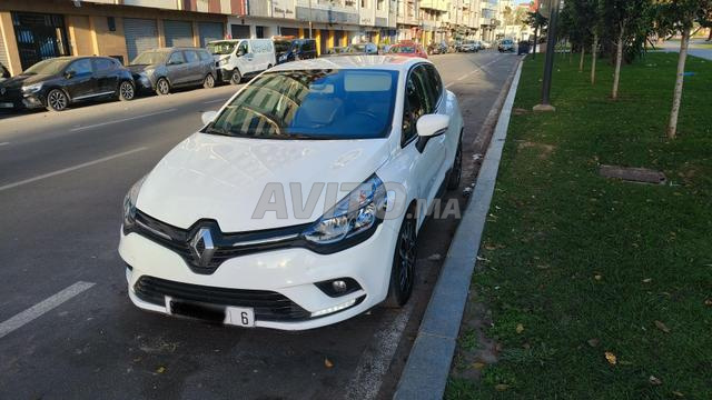 Clio 4 Diesel Très Propre Jamais Accidentée - 2