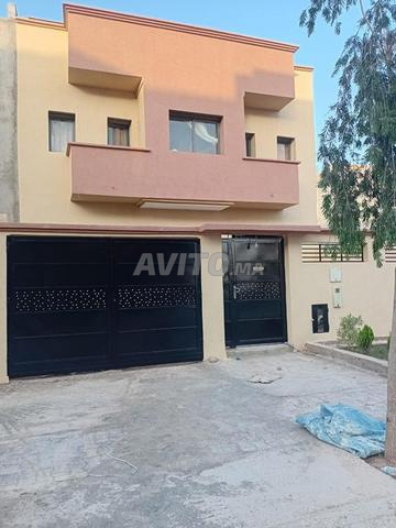 فيلا شبه مكتملة للبيع - 2