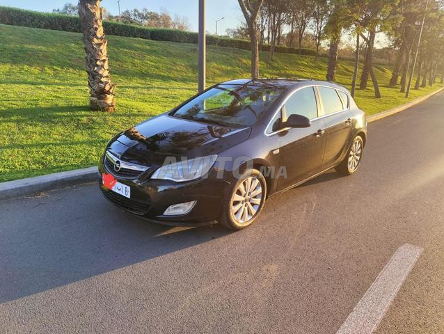 أوبل أسترا جي 2010 في الرباط