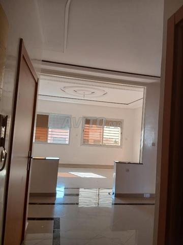 شقة للبيع أمام مدرسة بنسودة شارع حورية