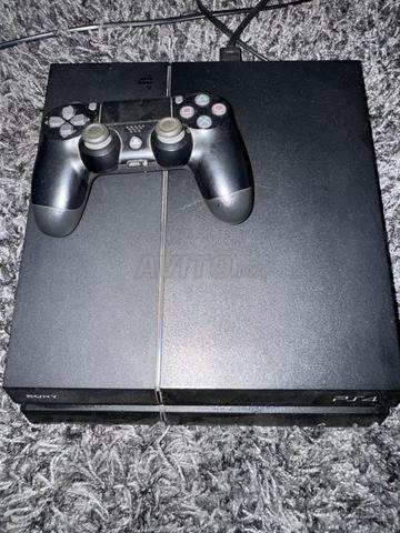 PS4 1TB مع يد تحكم - 2