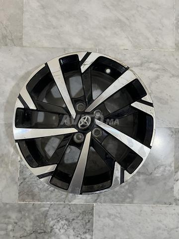 3 jantes aluminium avec quelques rayures