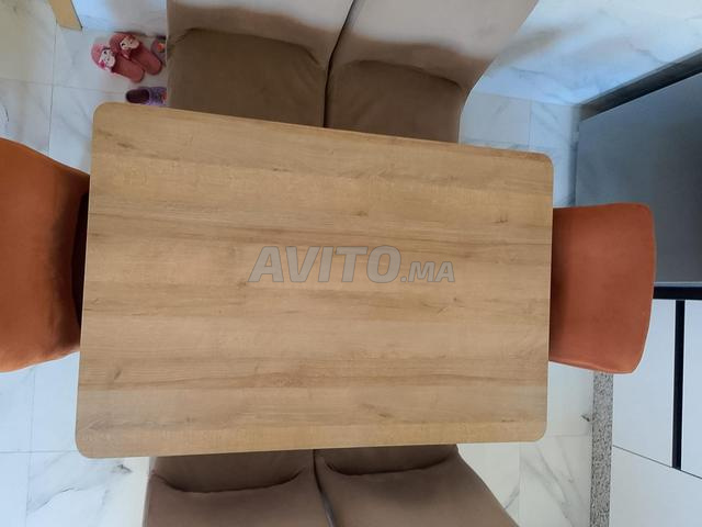 طاولة طعام كبيرة بستة كراسي - 2