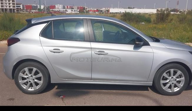 voiture en excellent état 