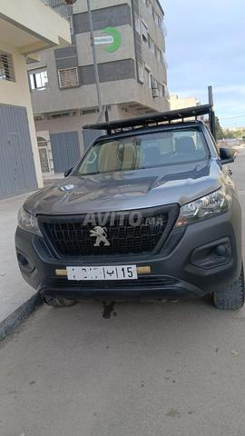 سيارة في حالة رائعة