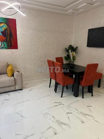 شقة جميلة جداً جديدة للإيجار - 2