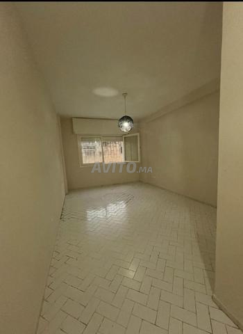 Appartement à louer 30 m² à Rabat - 2