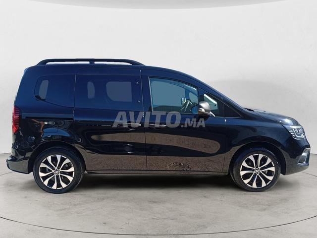 Renault Kangoo Diesel Manuelle 2024 à Casablanca - 2