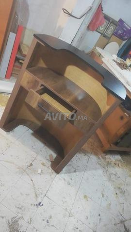 COMPTOIR EN BOIS AVEC REVÊTEMENT ET MDF - 2