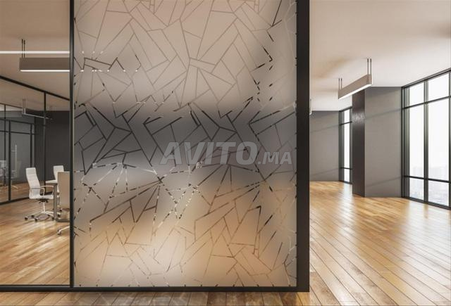 فيلم لاصق زخرفي للنوافذ للمكاتب - 2