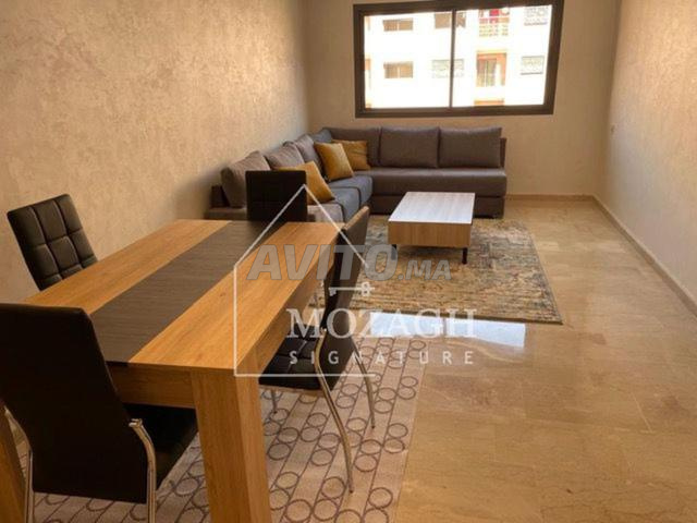 Bel appartement 2 chambres sur résidence piscine