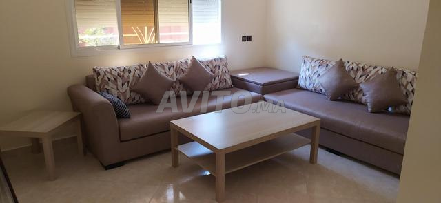 Canapé avec coin de rangement - 2