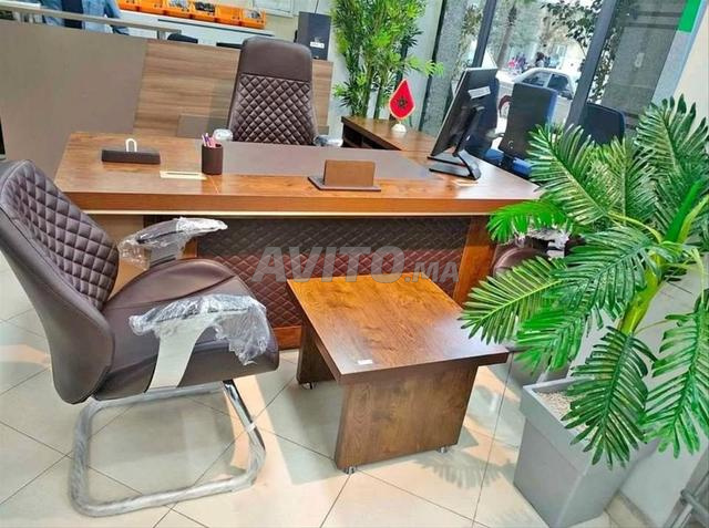 Bureau importé – Élégance moderne et performance professionnelle📌